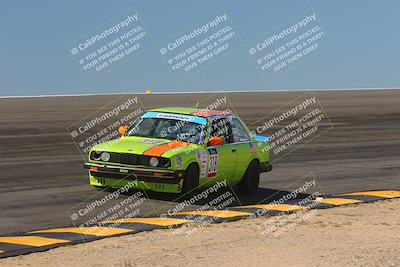 media/Oct-15-2023-Lucky Dog Racing Chuckwalla (Sun) [[f659570f60]]/2nd Stint Bowl/